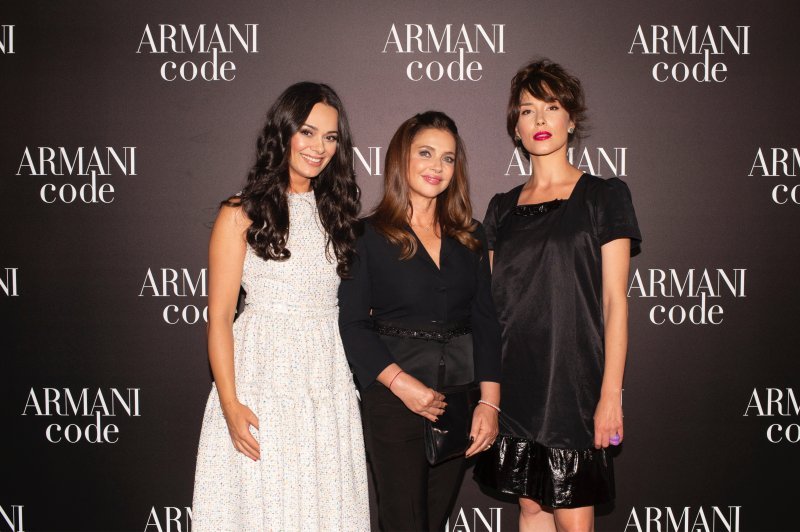 Kristina Krepela, Sanja Vejnović, Iva Mihalić