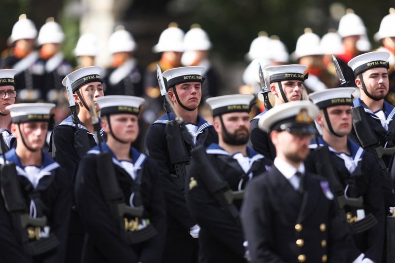 Procesija iz Buckinghamske palače prema Wesminsterskoj palači