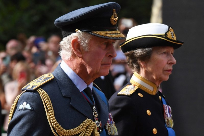 Procesija iz Buckinghamske palače prema Wesminsterskoj palači