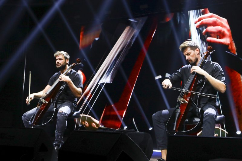 2Cellos u Areni održali posljednji nastup