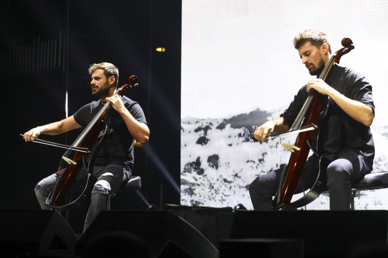 2Cellos u Areni održali posljednji nastup