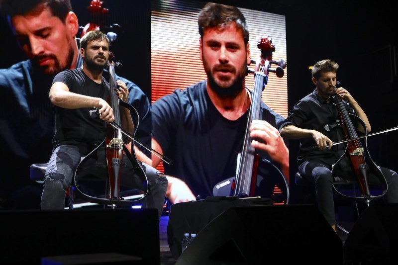 2Cellos u Areni održali posljednji nastup