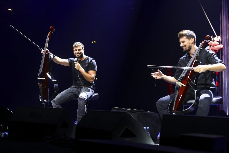 2Cellos u Areni održali posljednji nastup