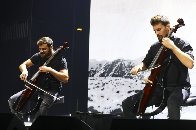 2Cellos u Areni održali posljednji nastup