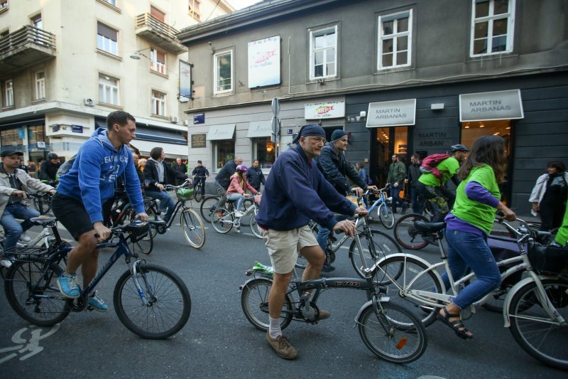 Gradonačelnik Tomislav Tomašević sa zamjenicima na Zagrebačkoj žbici