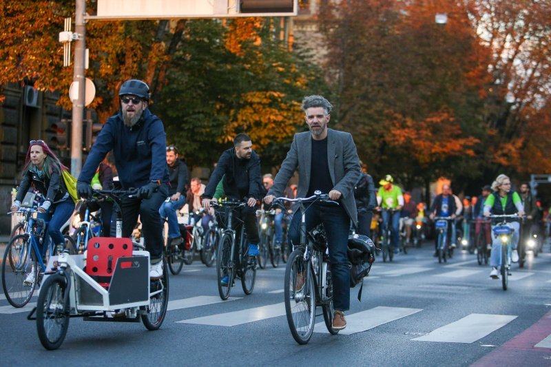 Gradonačelnik Tomislav Tomašević sa zamjenicima na Zagrebačkoj žbici