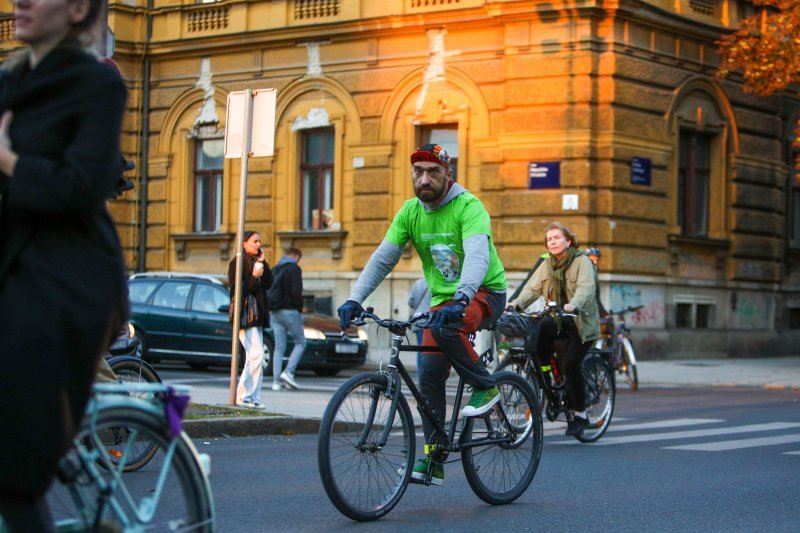 Gradonačelnik Tomislav Tomašević sa zamjenicima na Zagrebačkoj žbici