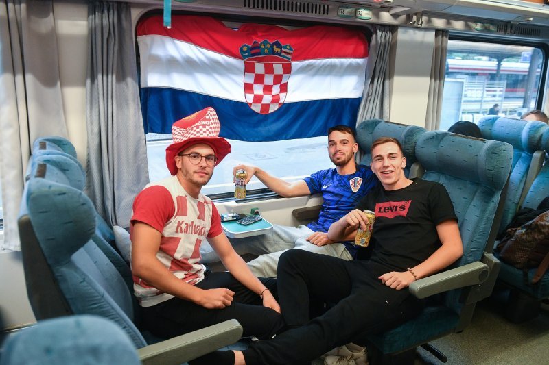 Navijački vlak za Beč