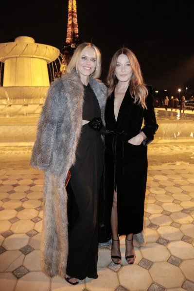 Eva Herzigova i Carla Bruni