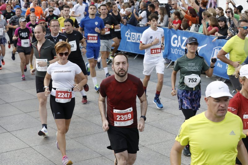 Gradonačelnik Zagreba Tomislav Tomašević sudjelovao u Zagrebačkom maratonu