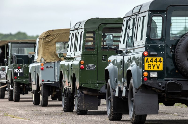 Land Rover 110 V8 II