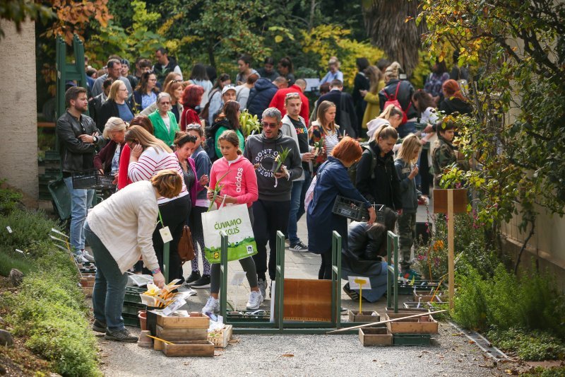 Godišnja rasprodaja u Botaničkom vrtu