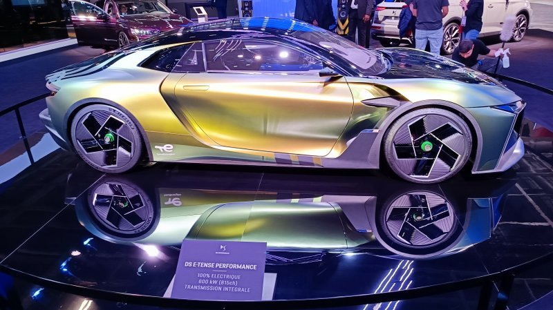 DS E-TENSE PERFORMANCE