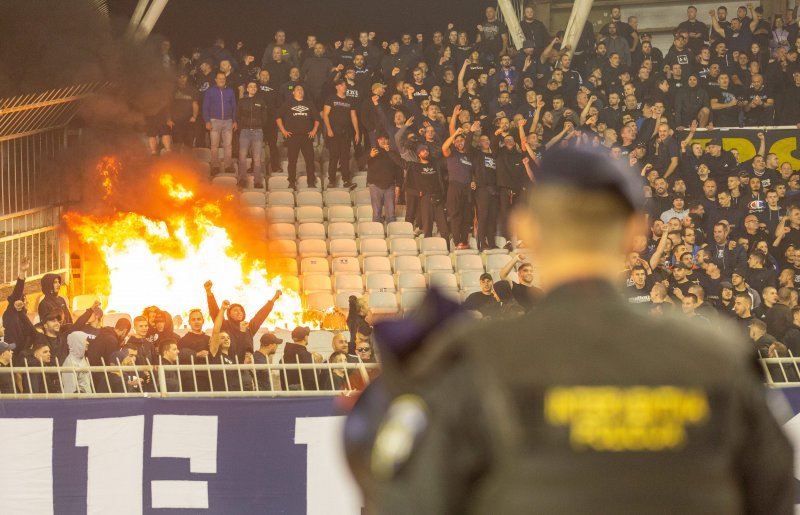 Hajduk - Dinamo, požar