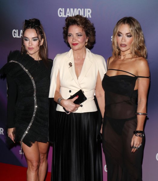 Elena Ora, Vera Sahatciu i Rita Ora