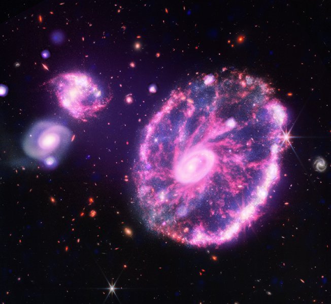 Ovako galaksija Vrtuljak izgleda snimana u rendgenskom spektru