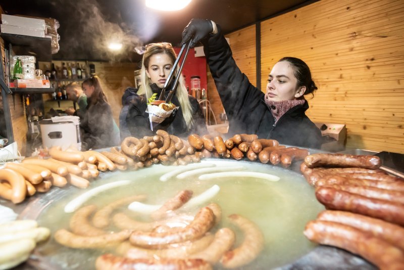 Bas Naš Advent na platou Gradec