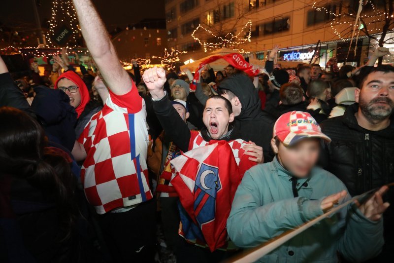 Slavlje nakon utakmice na ulicama