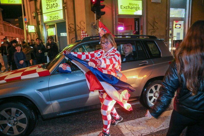 Slavlje nakon utakmice na ulicama