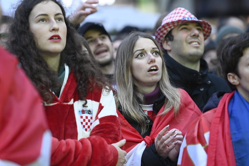 Navijači na trgovima