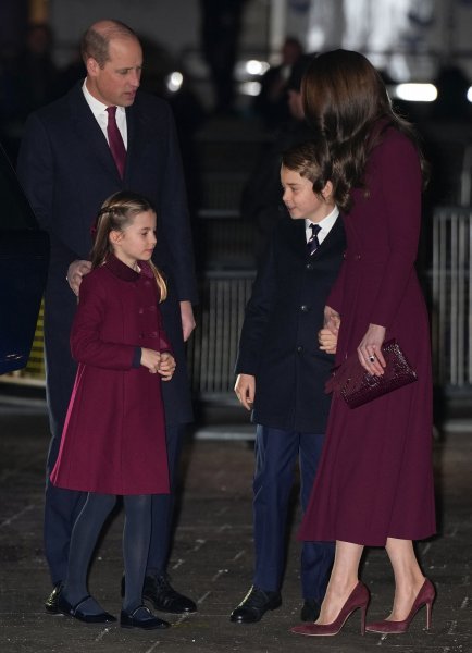 Kate Middleton i princ William s princezom Charlotte i princom Georgeom