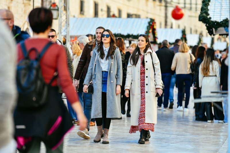 Novogodišnja špica na Stradunu