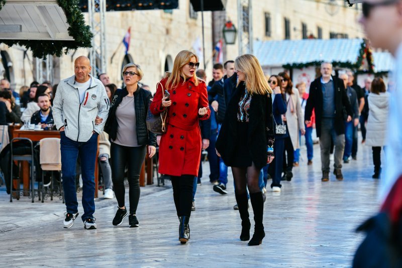 Novogodišnja špica na Stradunu