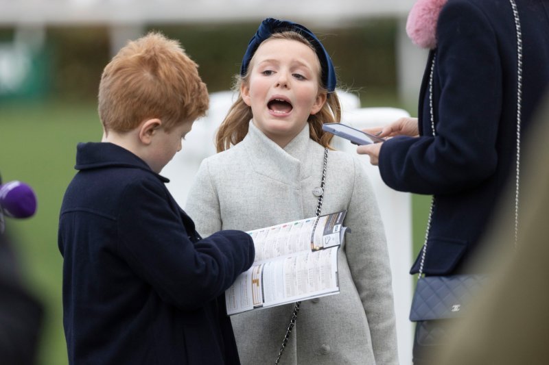 Lena i Mia Tindall