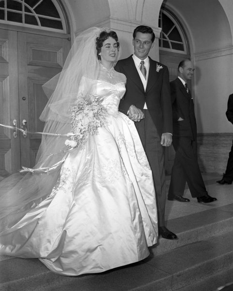 Elizabeth Taylor & Conrad Hilton: Osam mjeseci