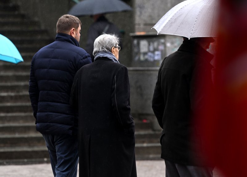 Ćiro Blažević sa sinom Miroslavom prošetao centrom Zagreba