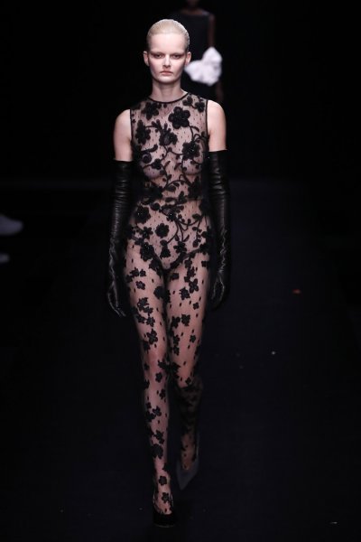 Valentino Haute Couture SS23