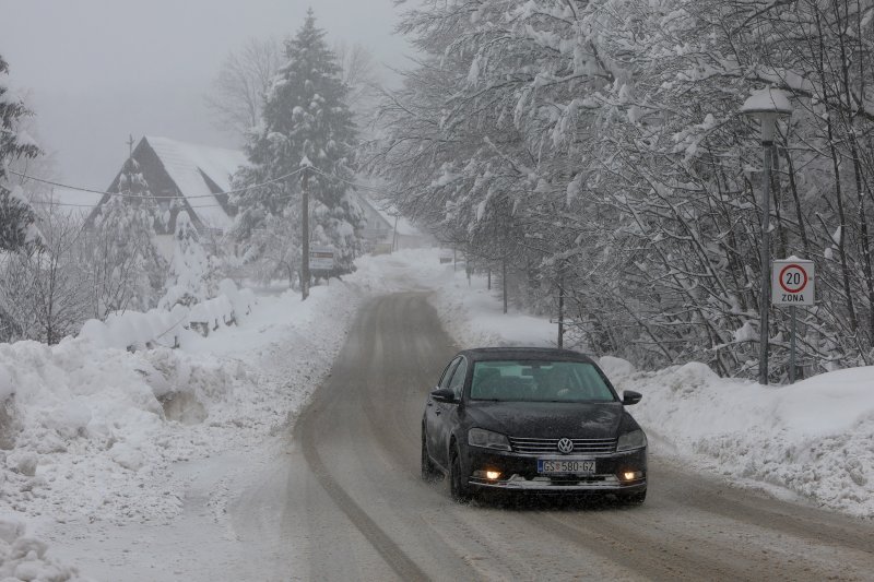 Novi snijeg kod Plitvičkih jezera