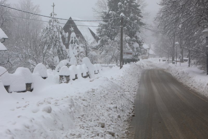 Novi snijeg kod Plitvičkih jezera