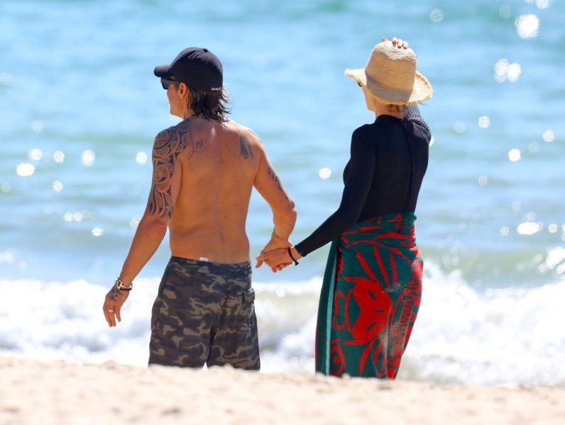 Nicole Kidman i Keith Urban na plaži