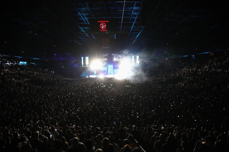 Koncert Gibonnija u prepunoj zagrebačkoj Areni