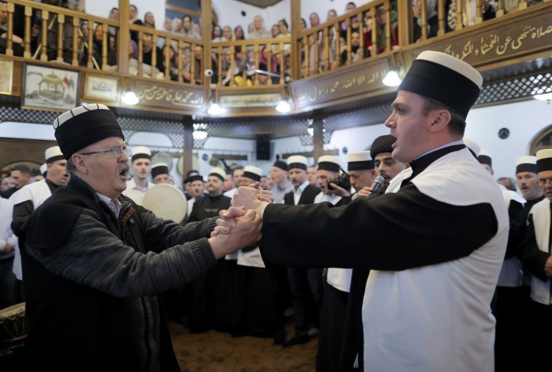 Kosovski derviši obilježili početak proljeća probadanjem tijela bez krvi i boli