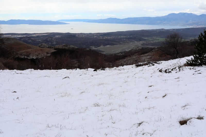 Snijeg je zabijelio skijalište Platak