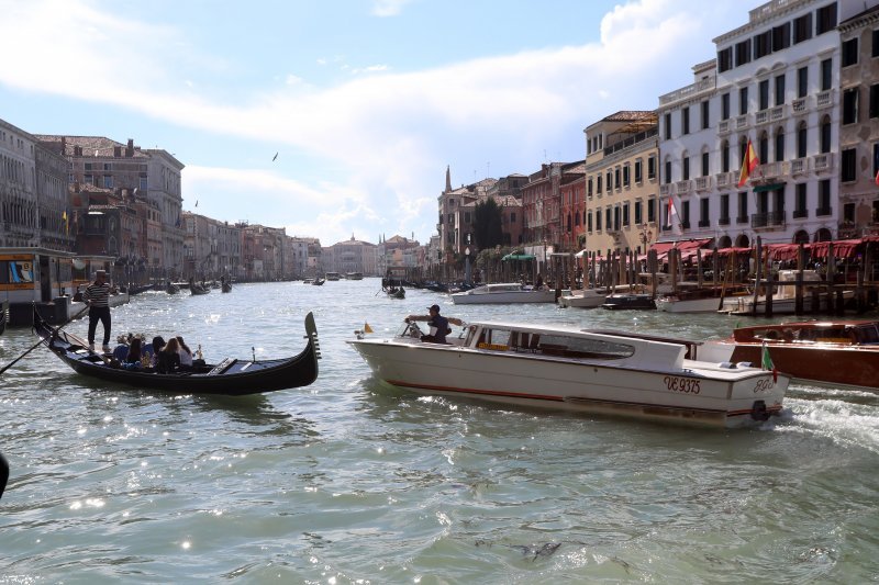 Turisti u Veneciji