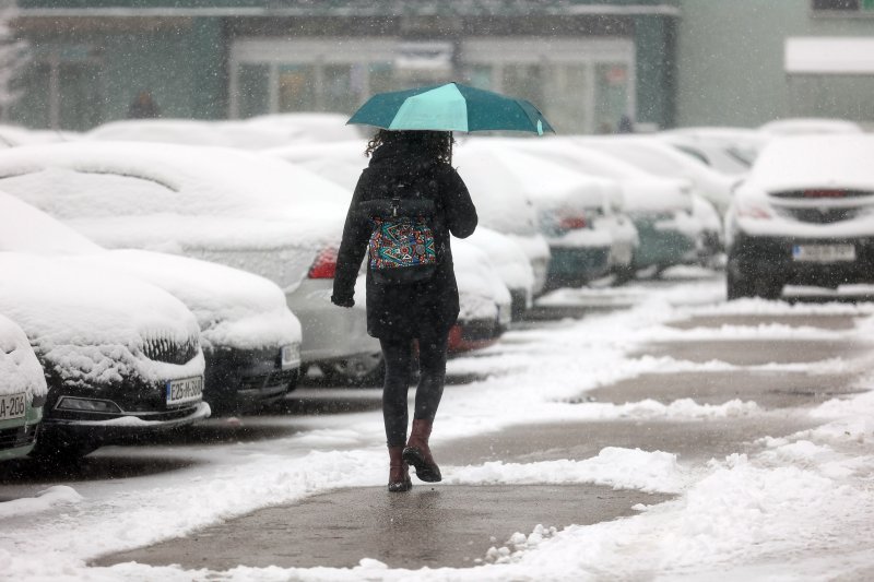 Sarajevo se jutros probudilo pod snježnim pokrivačem