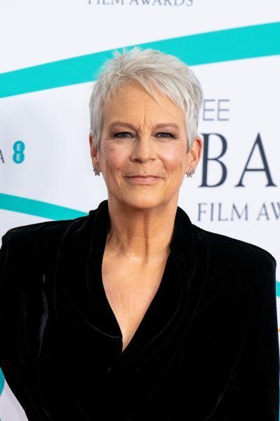 Jamie Lee Curtis (64)