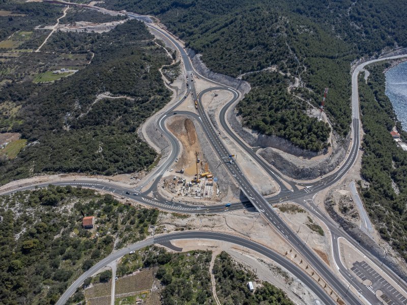 Pristupne ceste Pelješkom mostu