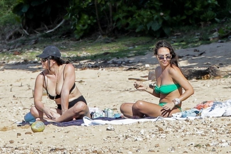 Jessica Alba i Cash Warren na Havajima