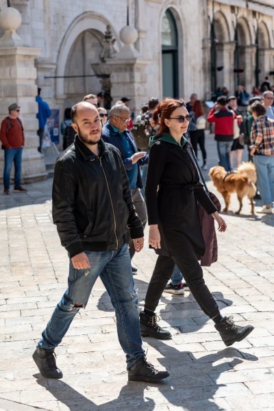 Dubrovčani prošetali Stradunom