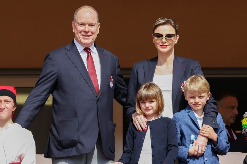 Princeza Charlene i princ Albert s blizancima