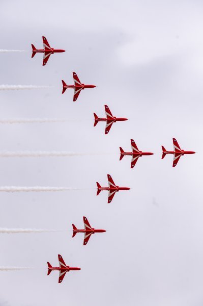 Krila  Oluje i Red Arrows