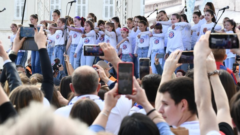 Doček na Rivi