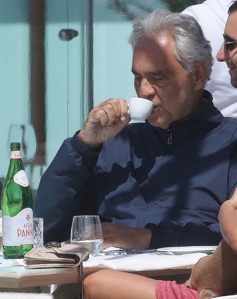 Andrea Bocelli s obitelji na odmoru