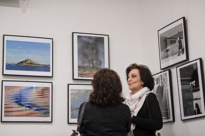 Otvorenje izložbe fotografija dobitnika 'Tošo Dabac' Aleksandra Bonačića i Ognjena Karabegovića