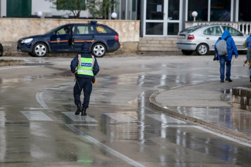 Razina poplave u Obrovcu za trećinu manja nego jučer