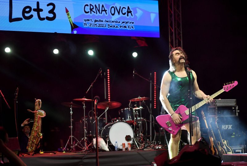 Koncert Let 3 u sklopu festivala Crna ovca